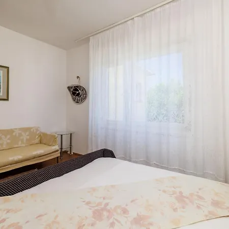 Jadrana Apartment *