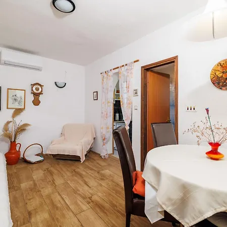 Jadrana Apartment