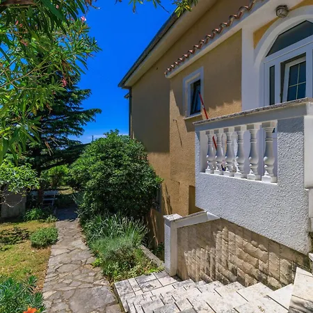 Apartment Jadrana
